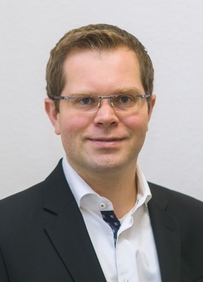 Prof. Hansen